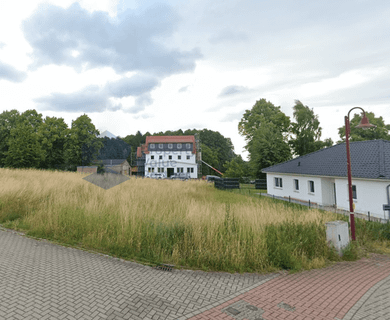 Wohnbaugrundstück für Einfamilien- oder Doppelhaus mit B-Plan im jungen Baugebiet