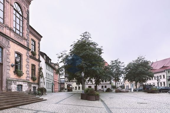 Wohn- und Geschäftshaus in Zentrumslage – Rathaus und Marktplatz